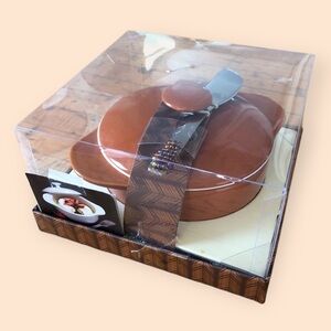 Wild Eye Designs Brie Cheese Baker Set & Cheese Knife NEW in Box Brown Kitchen